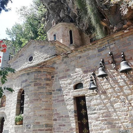 Valentini Guesthouse Karpenísion Pokoj fotografie