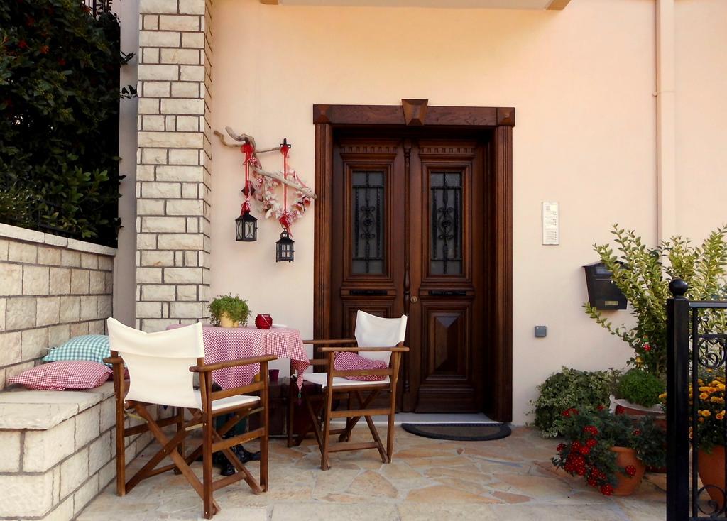 Valentini Guesthouse Karpenísion Exteriér fotografie