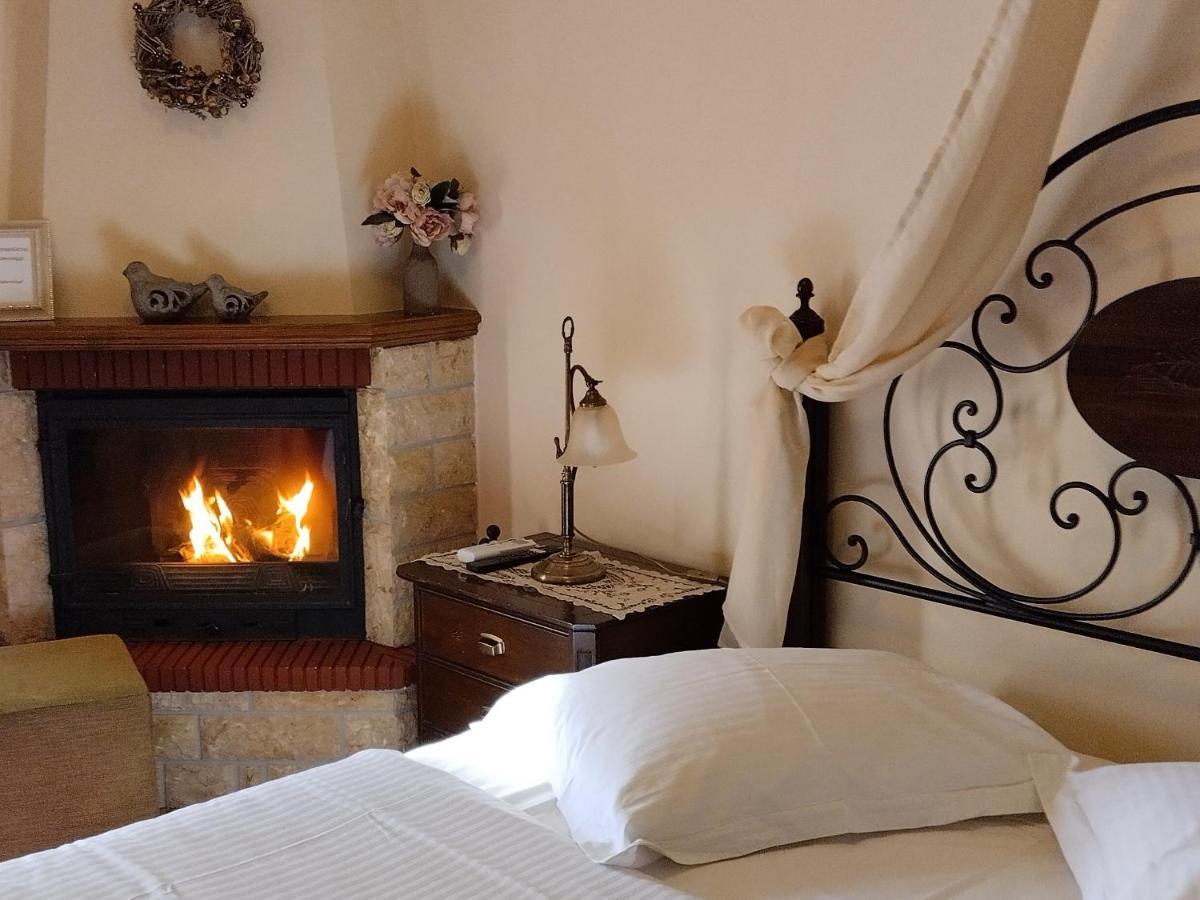 Valentini Guesthouse Karpenísion Exteriér fotografie