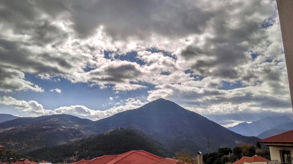 Valentini Guesthouse Karpenísion Exteriér fotografie