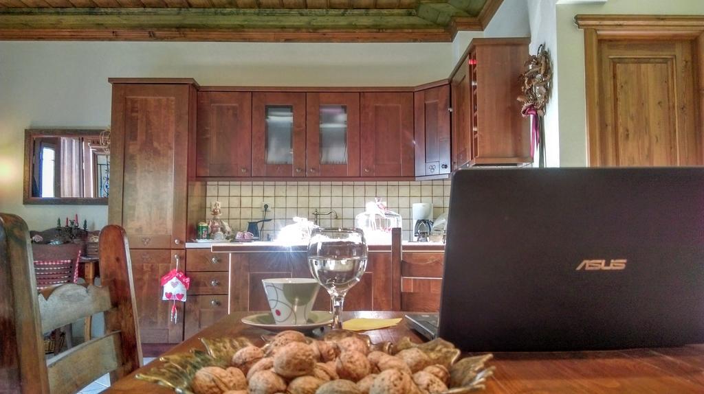 Valentini Guesthouse Karpenísion Exteriér fotografie